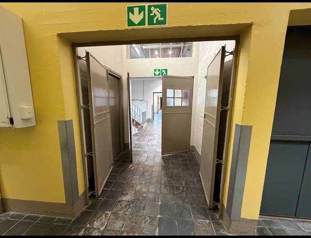 420M² BUILDING TO LET IN WOODSTOCK